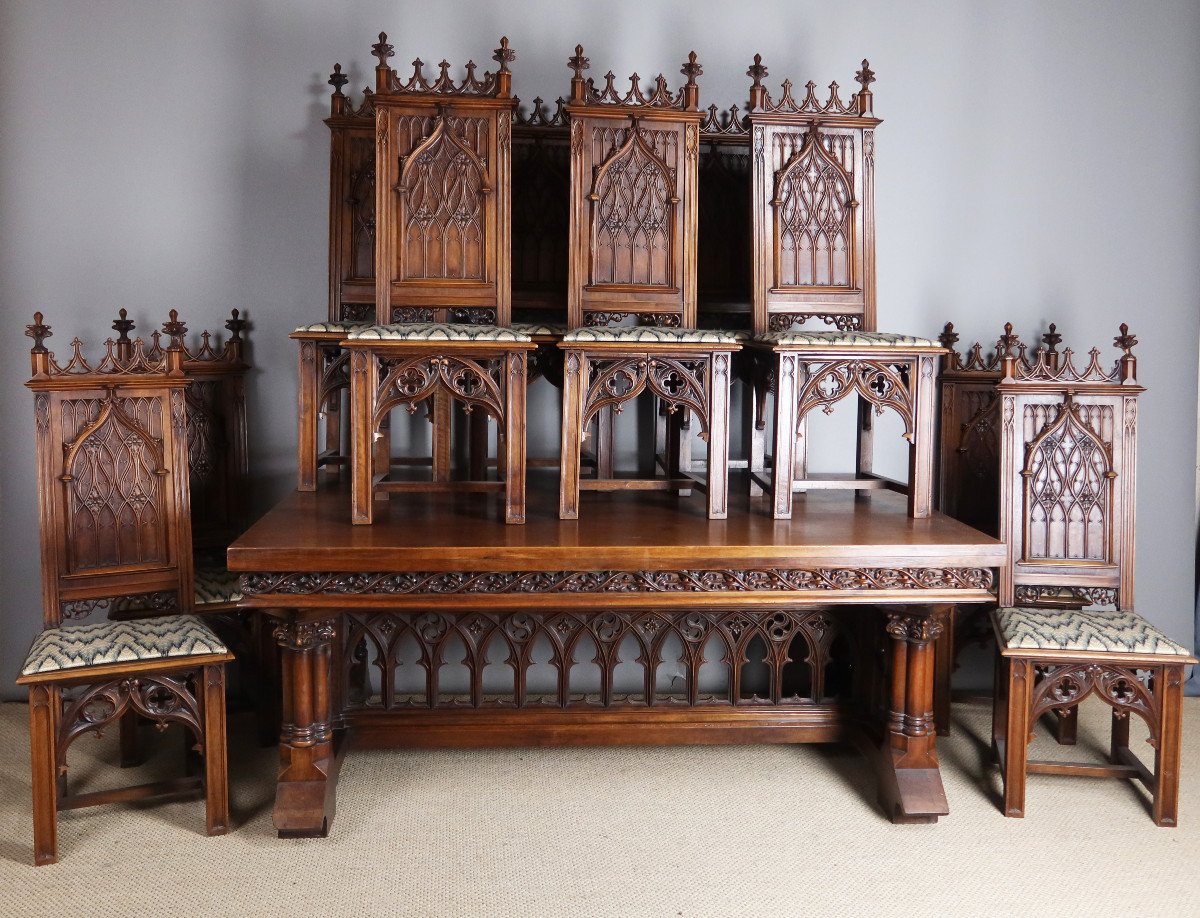 Gothic Table And 10 Chairs-photo-6