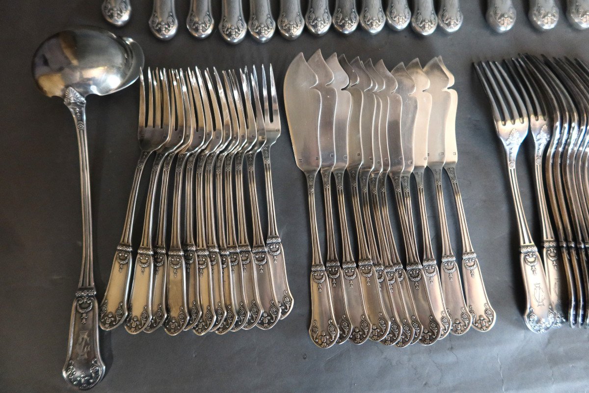 118 Piece Silver Metal Cutlery Set-photo-2