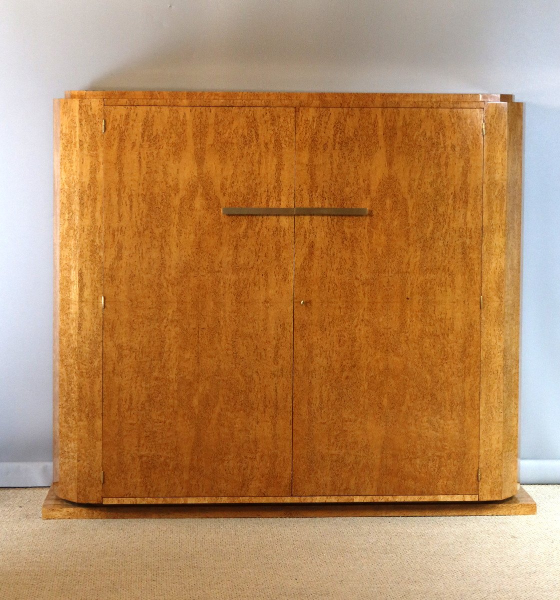 Roger Bal's Madré Birch Cabinet-photo-7