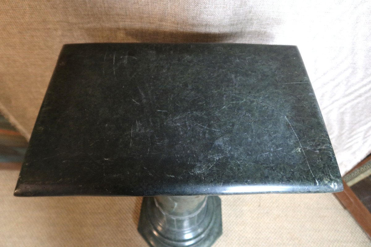 19th Century Marble Stand-photo-3