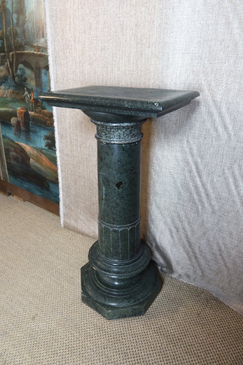 19th Century Marble Stand-photo-5