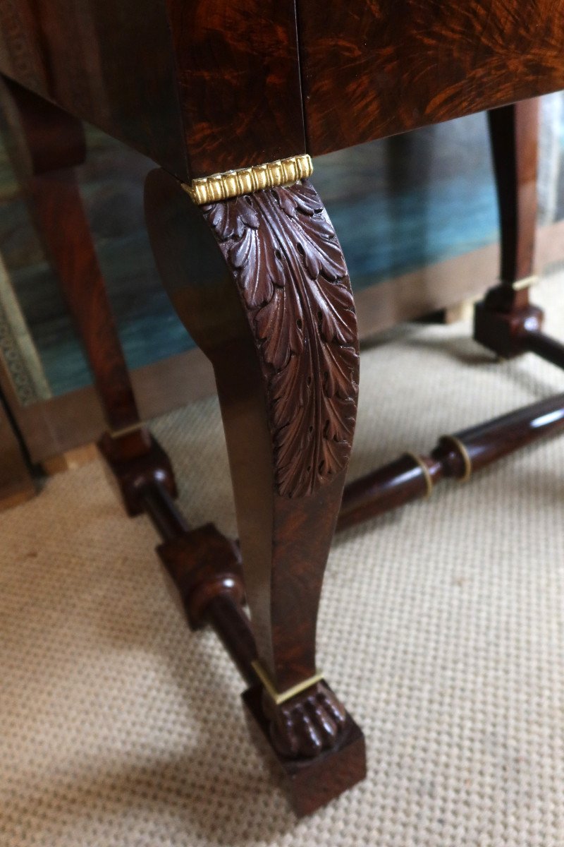 Mahogany Desk Forming A Planter-photo-1