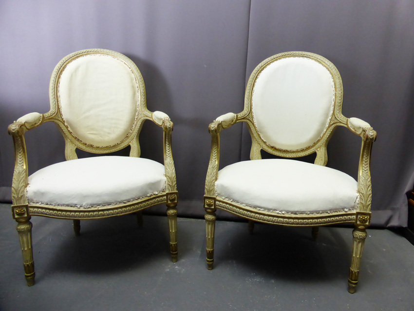 Paire De Fauteuils Style Louis XVI-photo-2