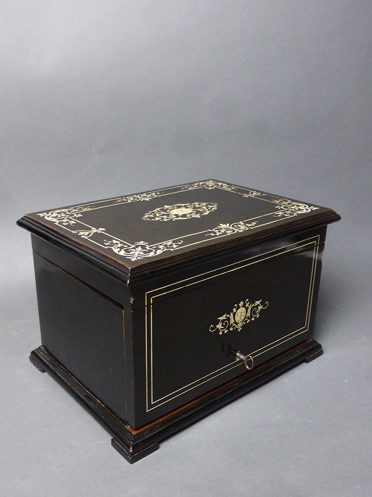 Diehl Stamped Cigar Humidor-photo-2