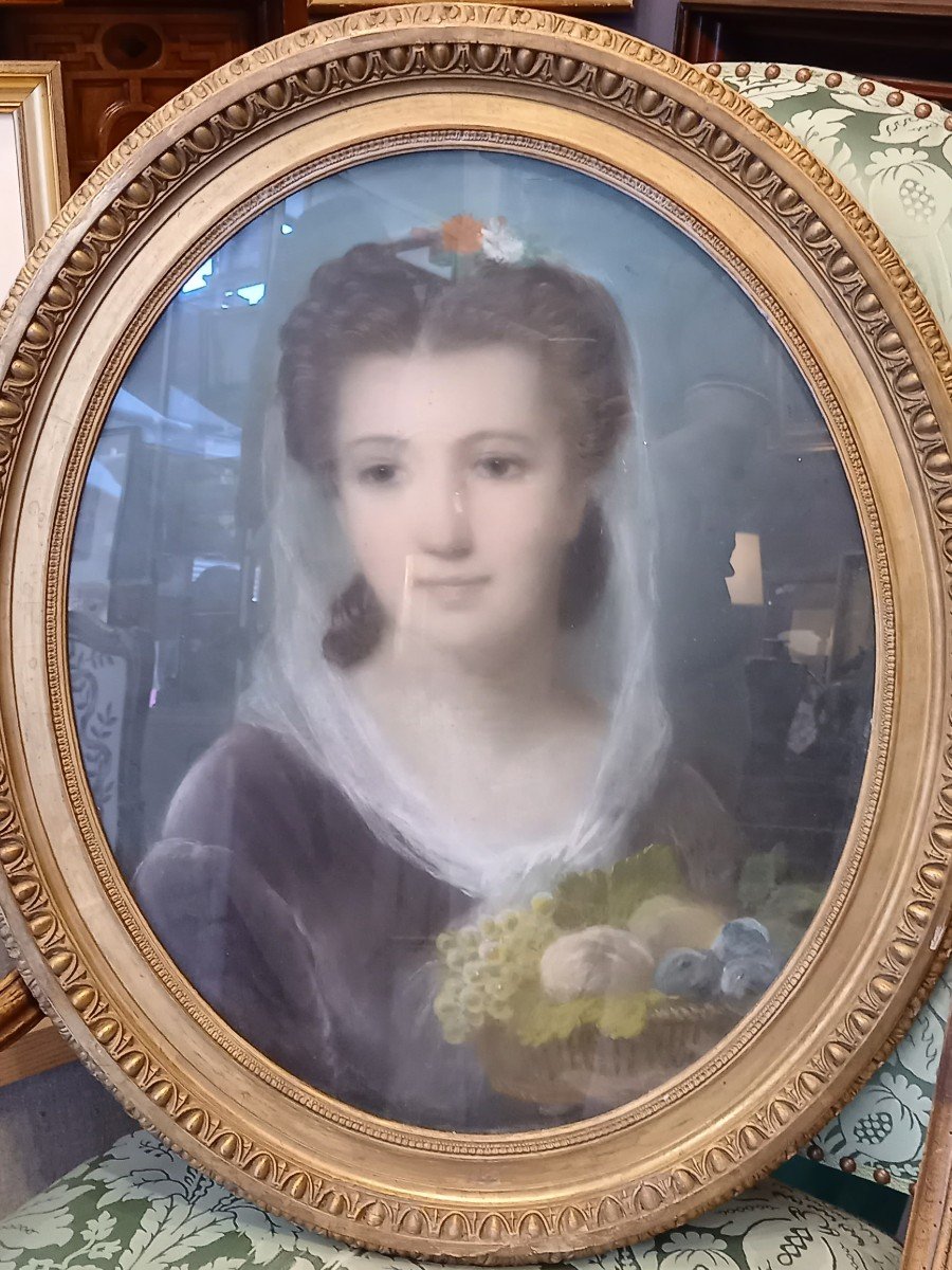 Portrait De Jeune Fille  Au Pastel