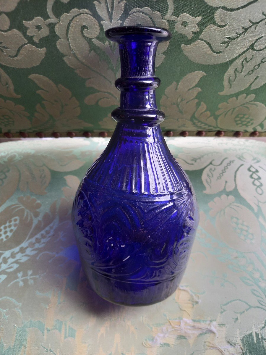 Flacon en Verre Bleu Cobalt Fin XVIIIe 