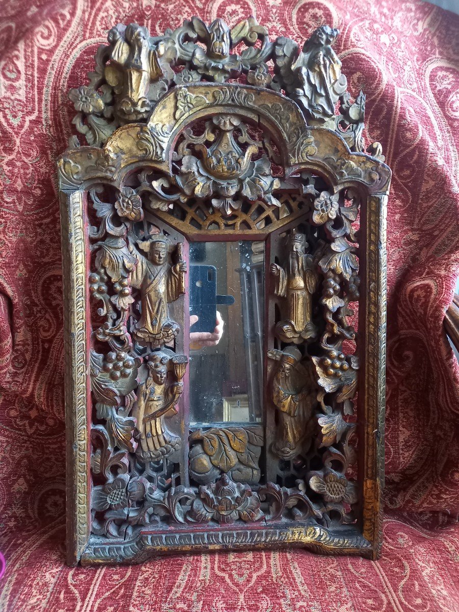 18th Century Chinese Carved Wooden Mirror With Parecloses 