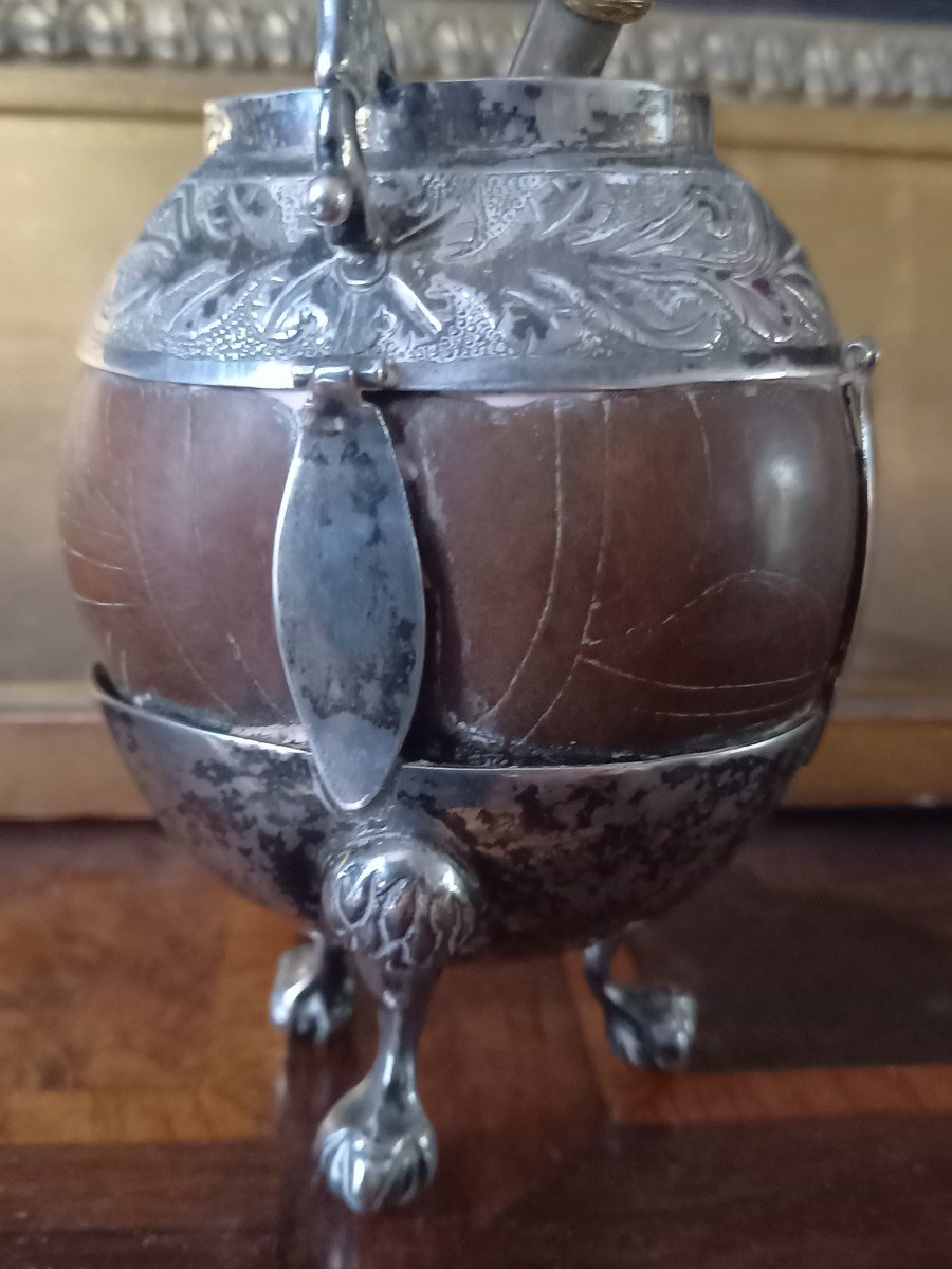 Mate Bowl, 19th Century Silver Frame, And An Antique Bombilla -photo-1