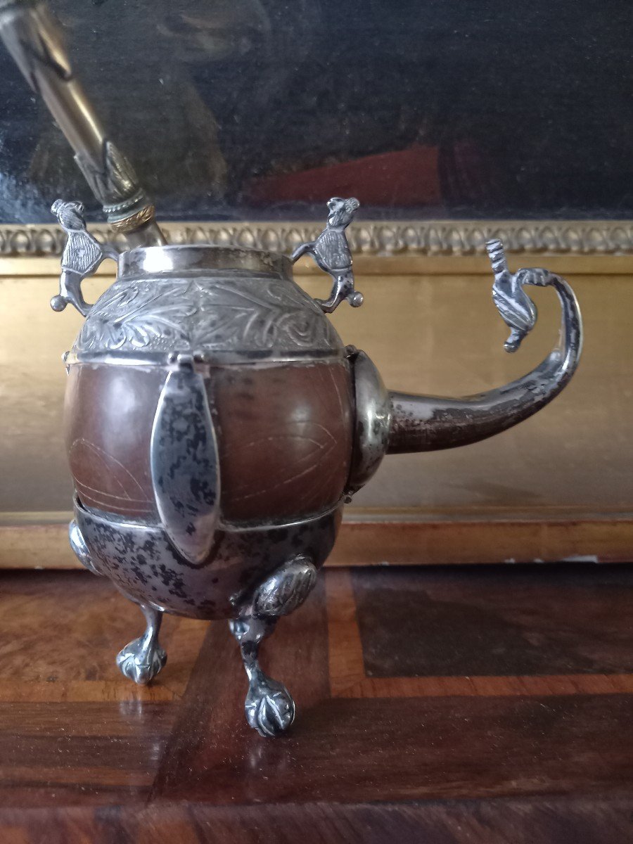 Mate Bowl, 19th Century Silver Frame, And An Antique Bombilla 