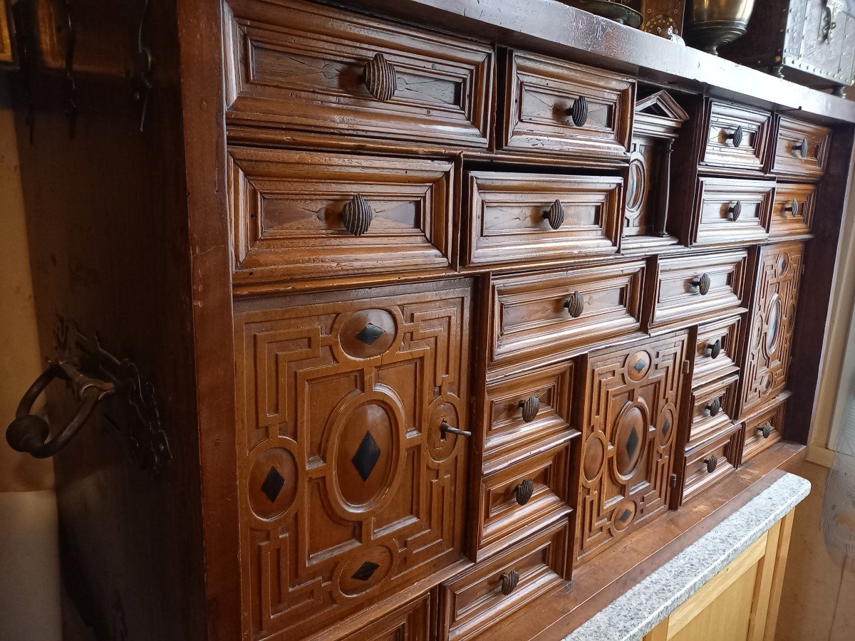 Large 17th Century Cabinet In Blond Walnut-photo-2