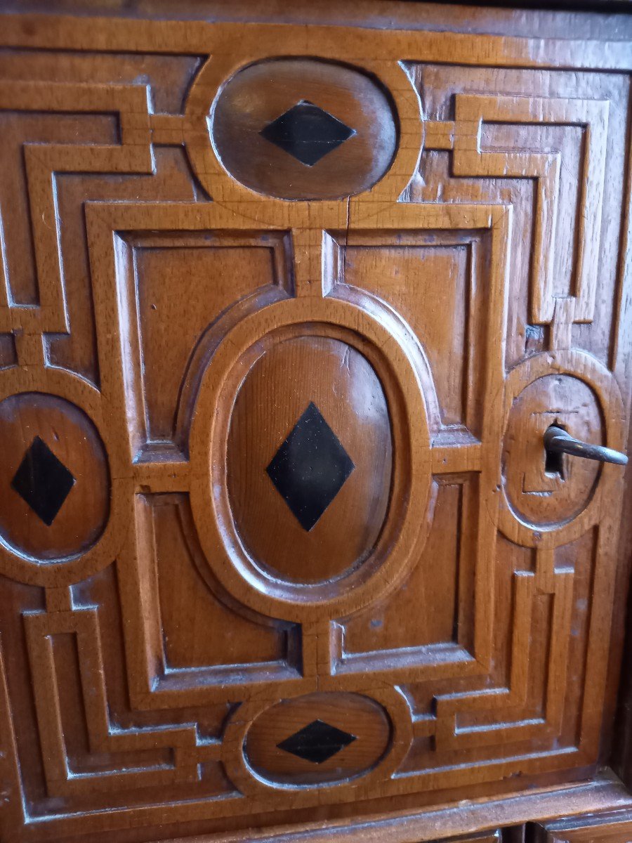 Large 17th Century Cabinet In Blond Walnut-photo-2