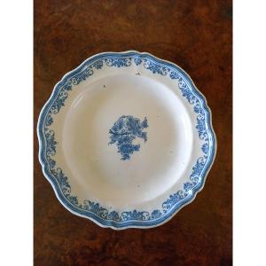18th Century Moustier Plate 