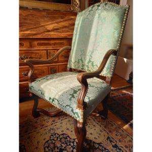 Large Louis XIV Period Armchair In Blond Walnut 