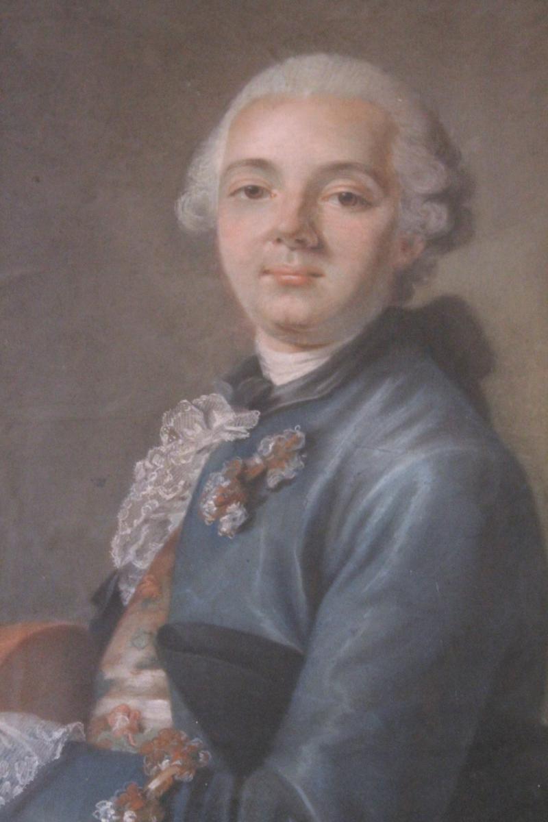 Grand Portrait Au Pastel d'Un Violoniste, école Française Du XVIIIe Siècle -photo-3