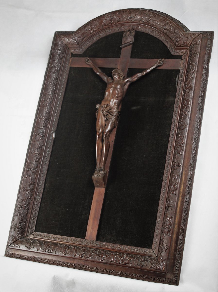 Grand Christ en croix Encadré En Bois De Sainte Lucie Sculpté d'époque Louis XIV-photo-7