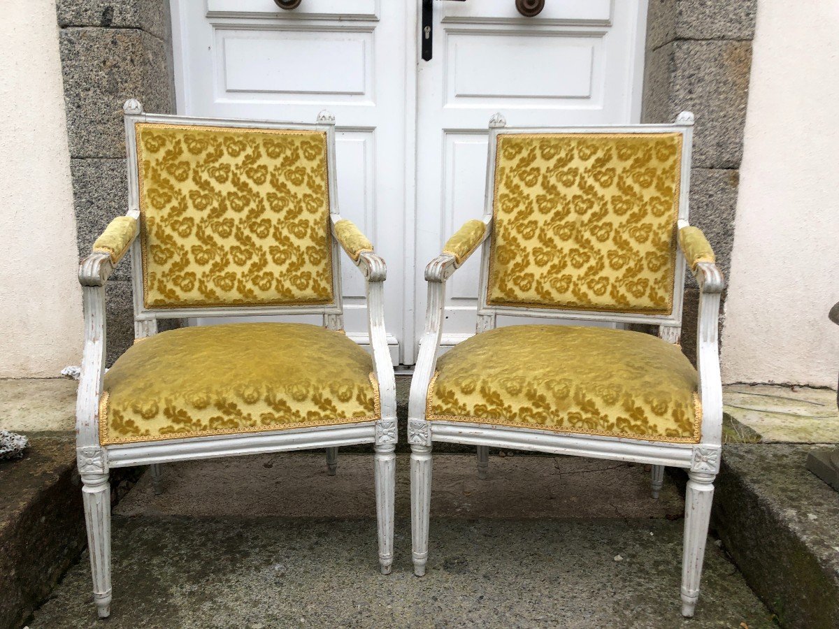 Pair Of Louis XVI Period Armchairs In Lacquered Beech-photo-2