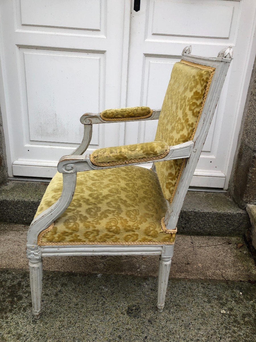 Pair Of Louis XVI Period Armchairs In Lacquered Beech-photo-3