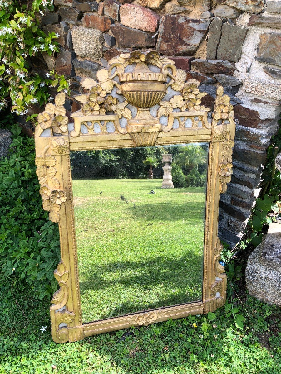 Louis XVI Period Mirror In Golden Wood 