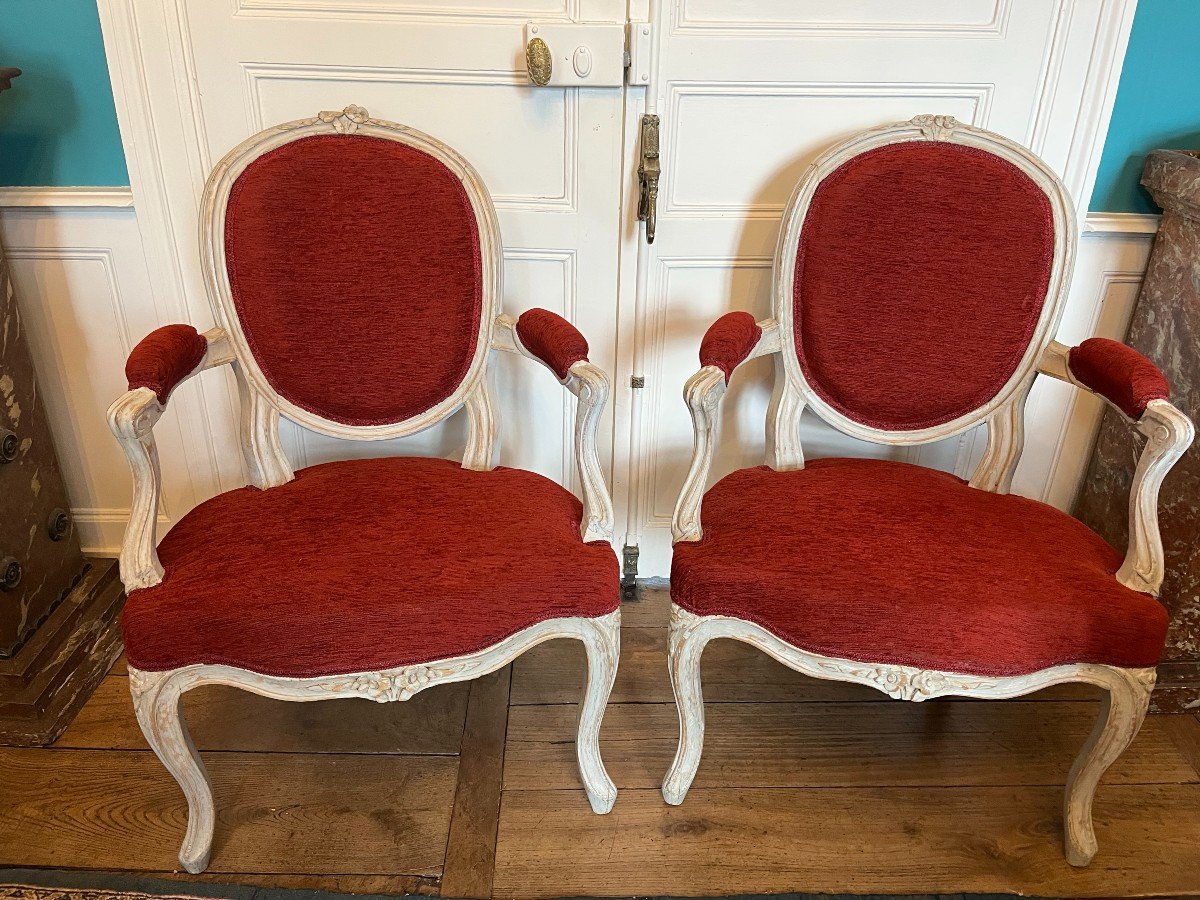 Paire De Fauteuils Transition Des époques Louis XV Et Louis XVI-photo-1