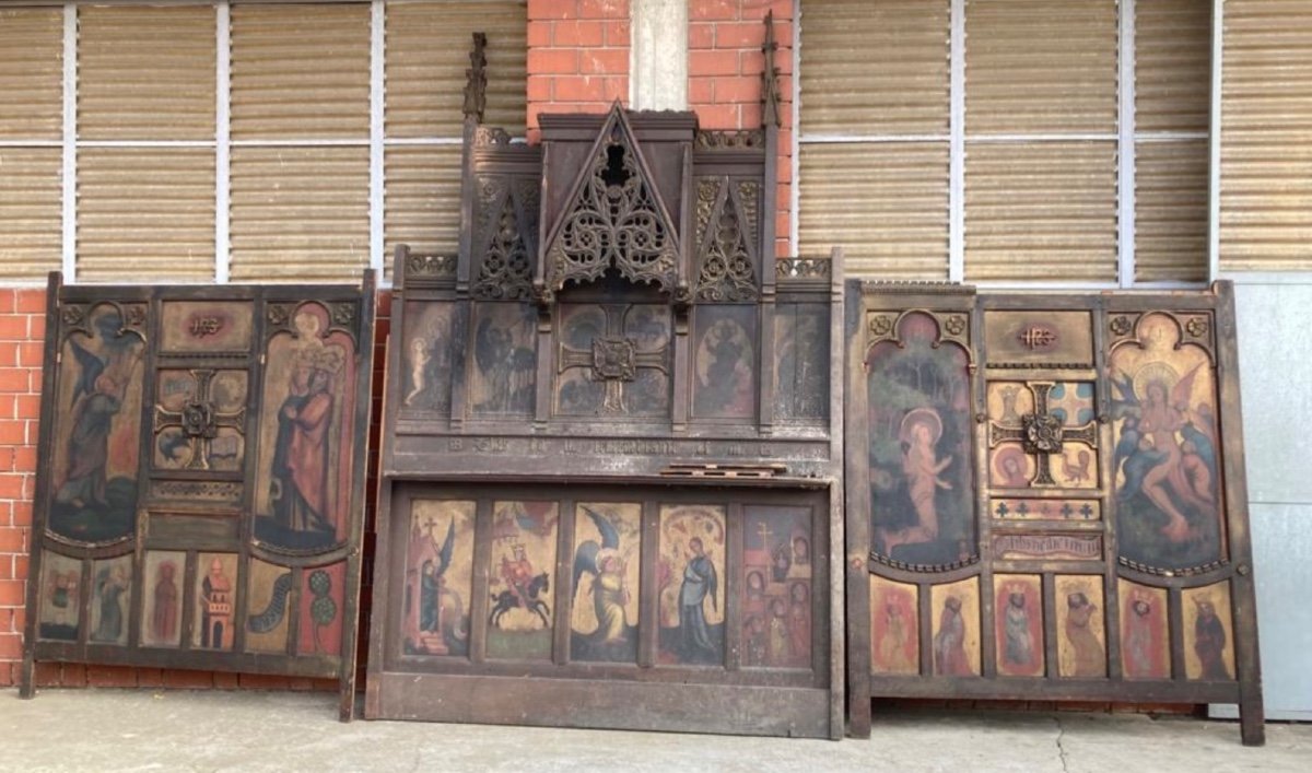 Grande Façade De Retable Néogothique 