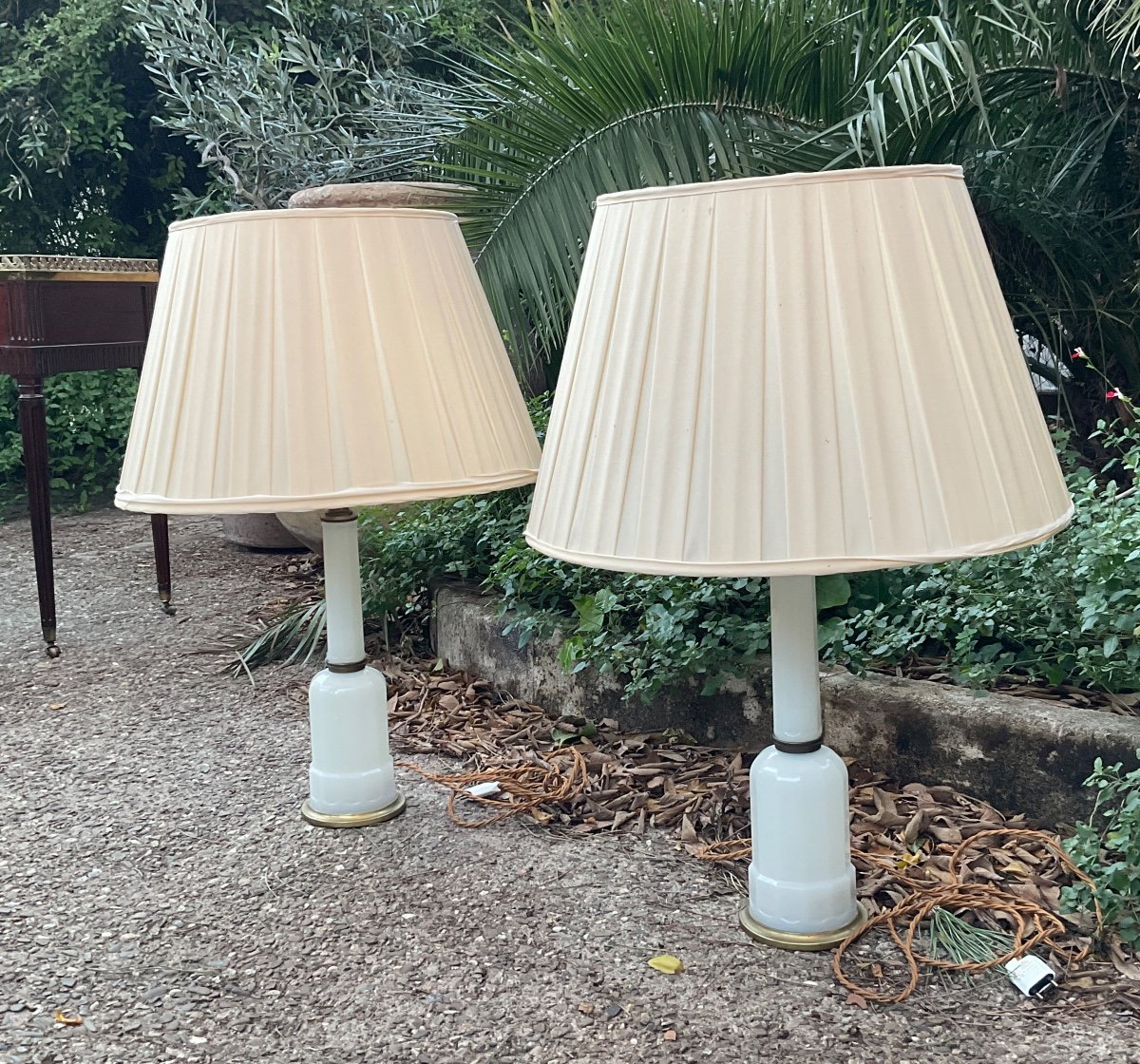 Pair Of English Lamps In White Opaline And Bronze, Early 20th Century 