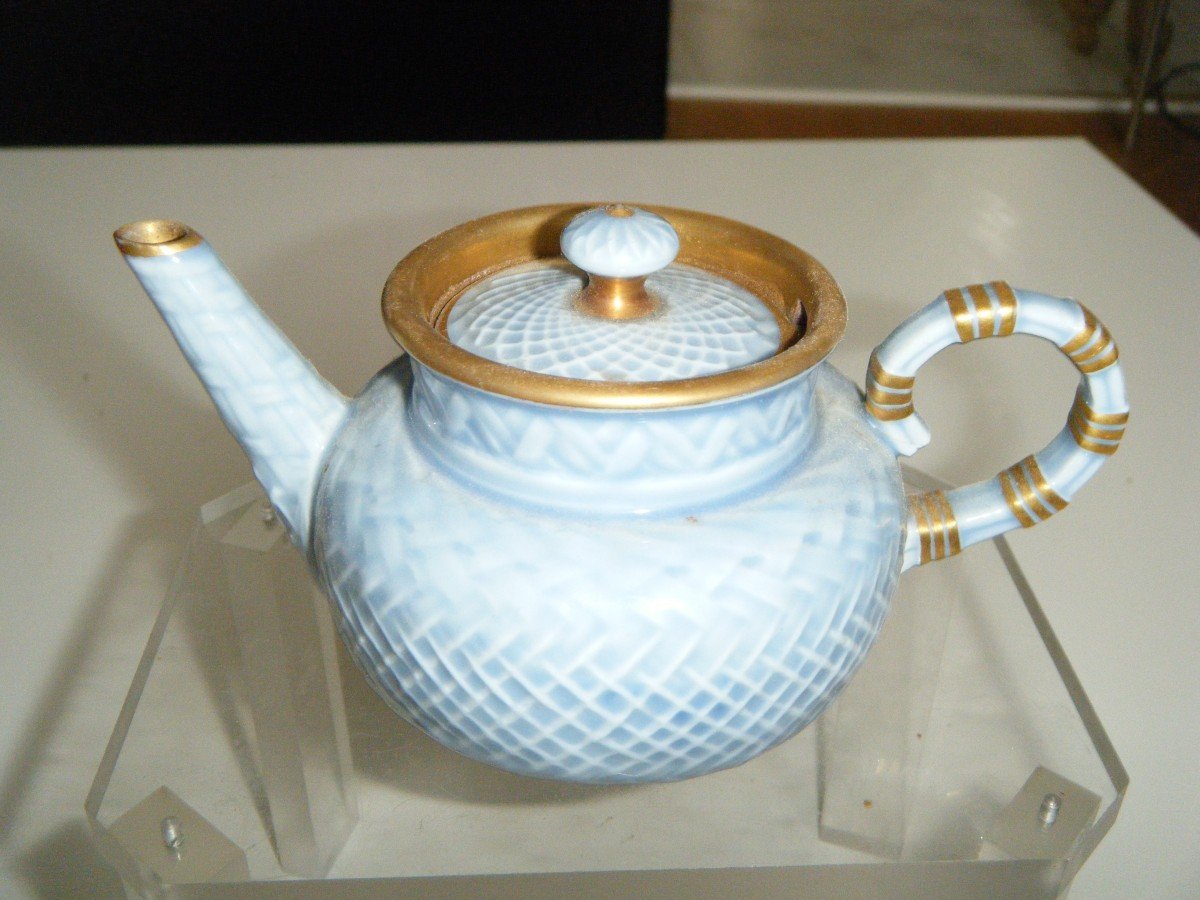  A Swedish  Porcelaine Tea Set ( Tete à Tete ) -photo-3