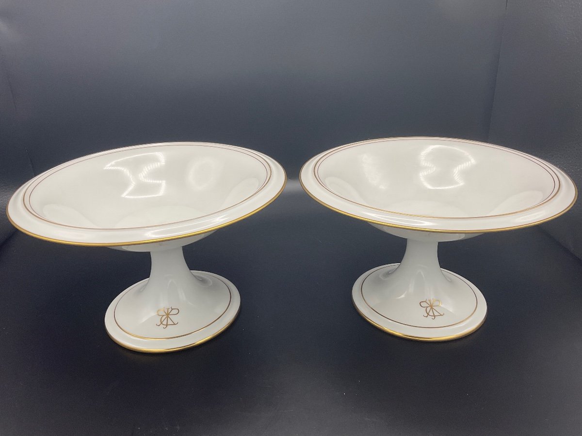 Pair Of Fruit Bowls On A Pedestal In White And Gold Hard Porcelain From The Sévres Porcelain Manufactory