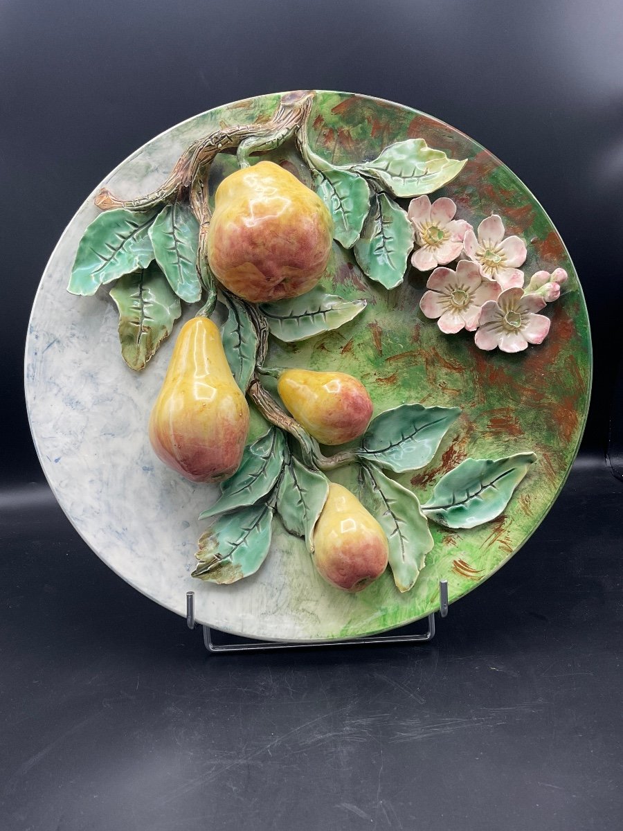 Large Polychrome Barbotine Dish With Relief Pear Decor From The Longchamp Manufacture.-photo-1