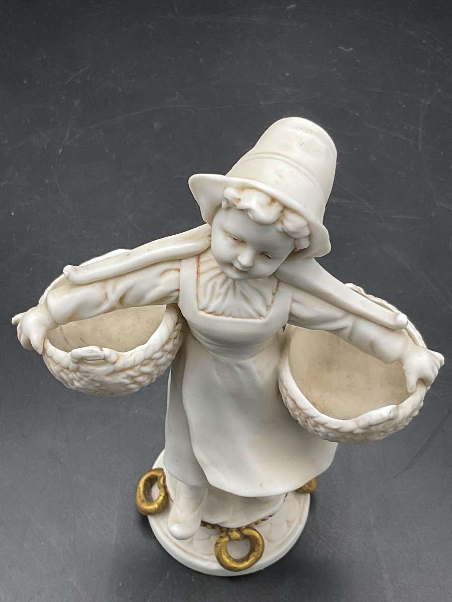 Biscuit From The Müller Manufacture Representing A Young Girl Carrying Two Baskets -photo-8