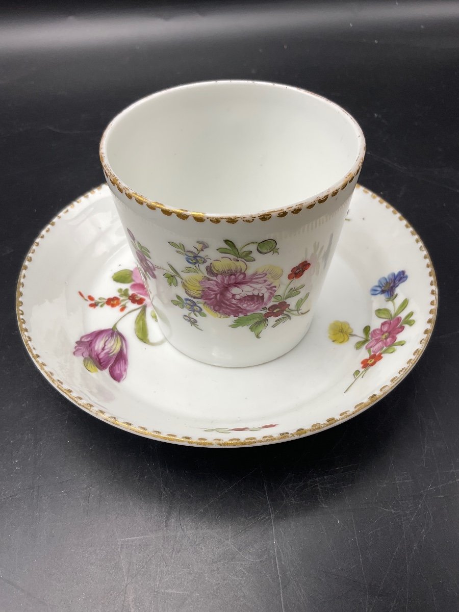 Large Cup And Saucer Manufacture De Locré Decorated With A Bouquet Of Flowers On A White Backgr-photo-2