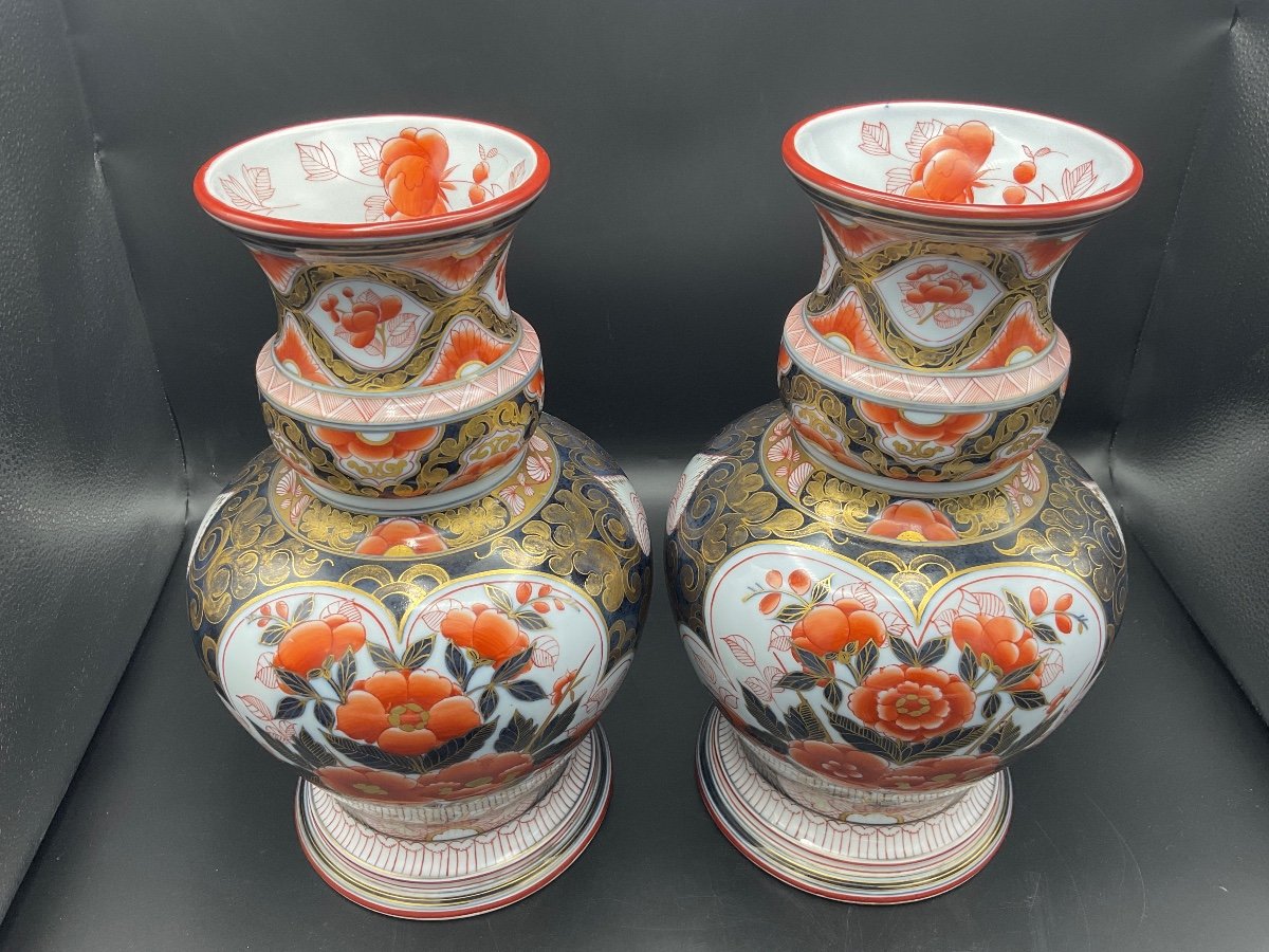 Pair Of Baluster Vases In Polychrome Bayeux Porcelain With Imari Decor Caduceus Mark.-photo-2