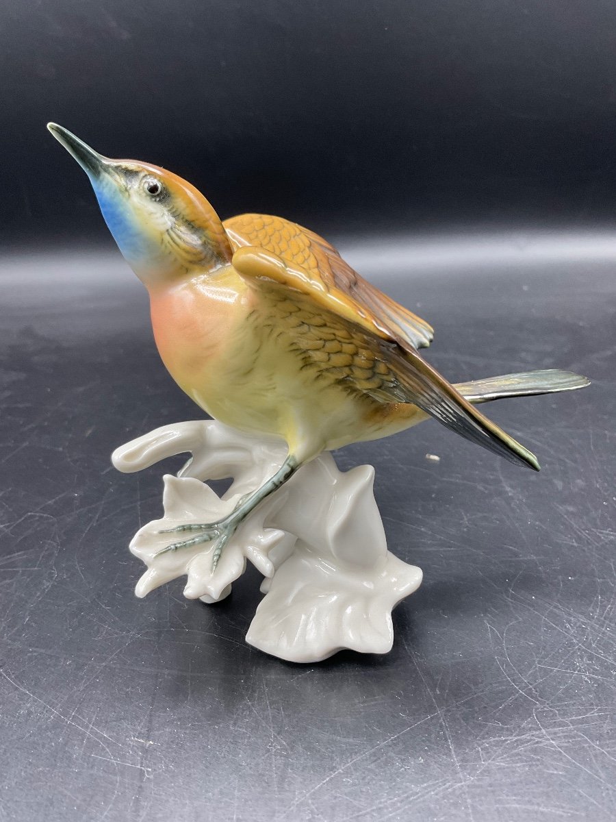 Polychrome Porcelain Bird From The Karl-ens Manufactory Representing A Troglodyte.