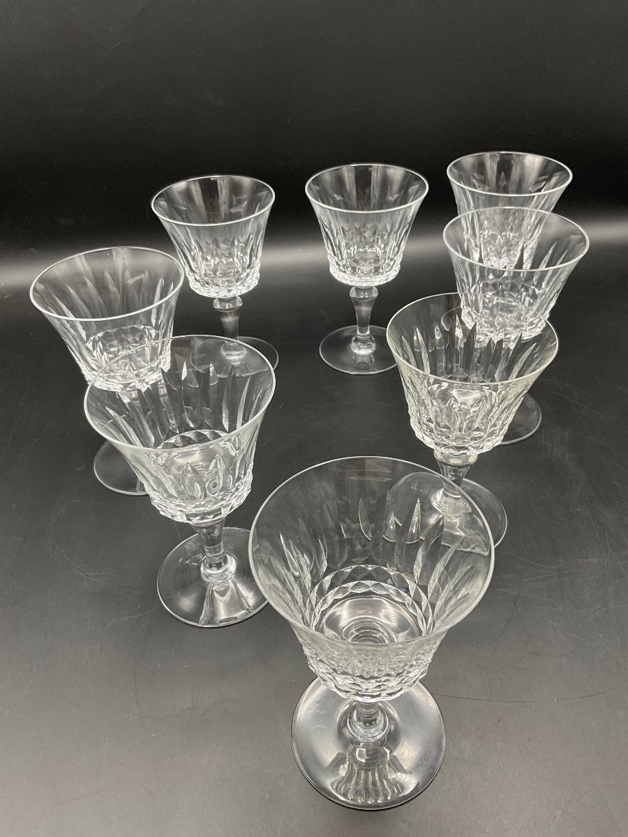  Eight  Model Red Wine Glasses In Clear Crystal From Cristallerie De Baccarat.-photo-7