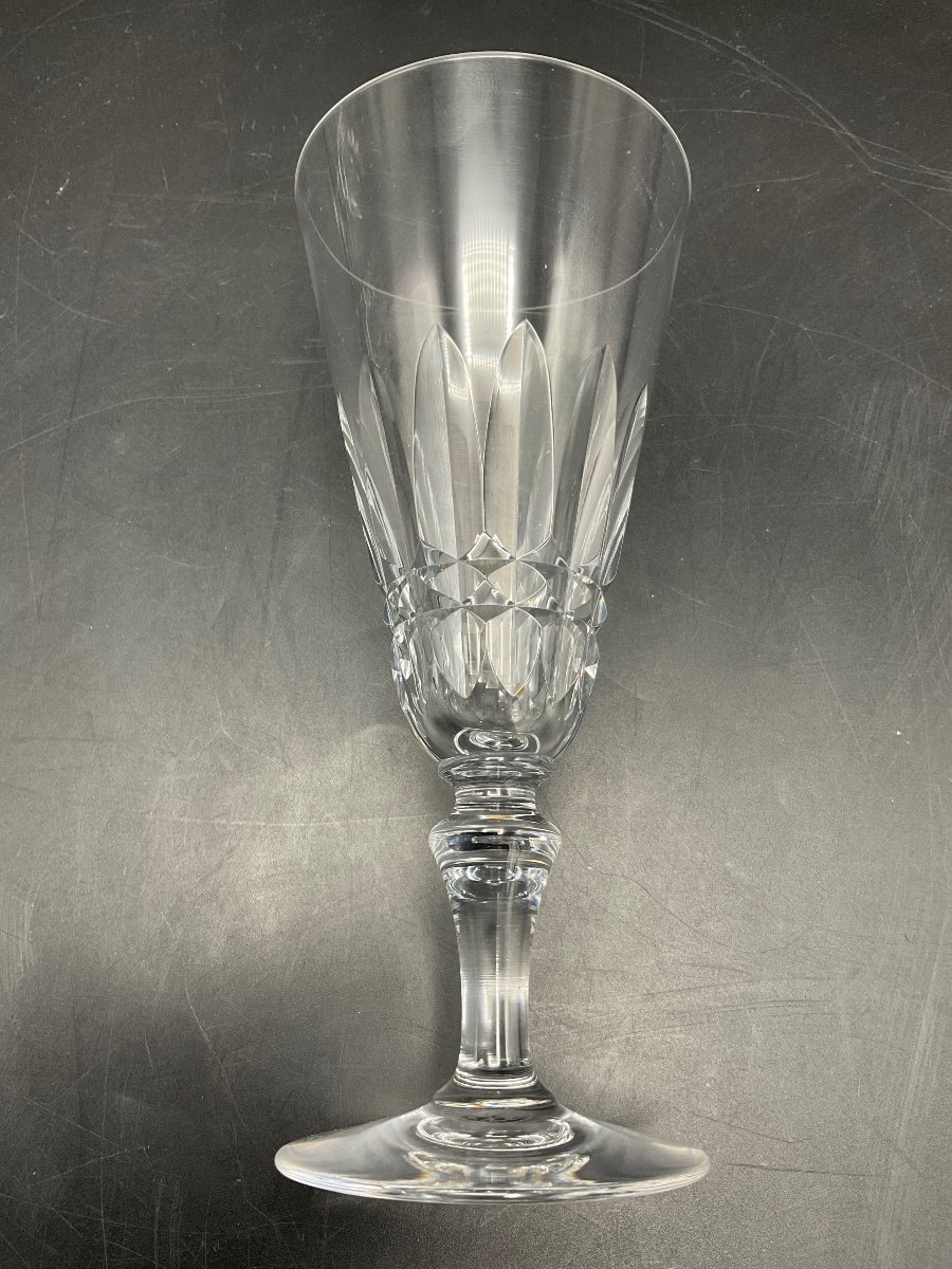 Eleven Piccadilly Model Champagne Flutes In Clear Crystal From The Baccarat Crystal Factory.-photo-2