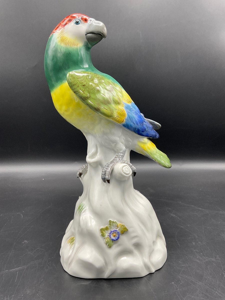 Porcelaine Polychrome De Meissen Représentant Un Perroquet Posé Sur Une Souche De Tronc D’arbre-photo-2