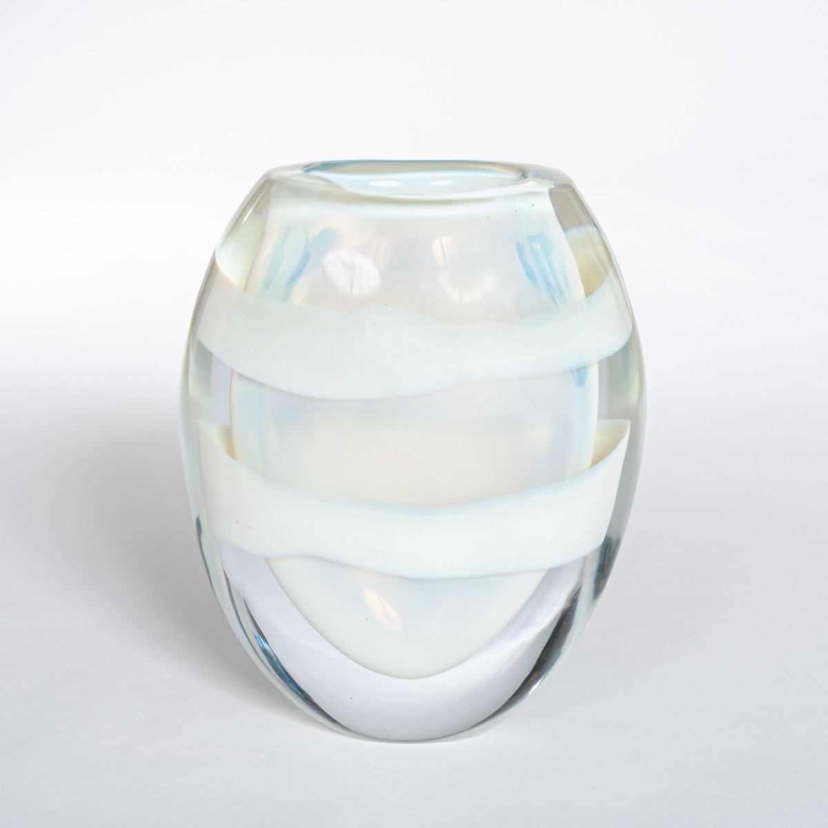 Modern Italian Heavy Opalescent Murano Glass Vase Signed By P. Signoretto-photo-3