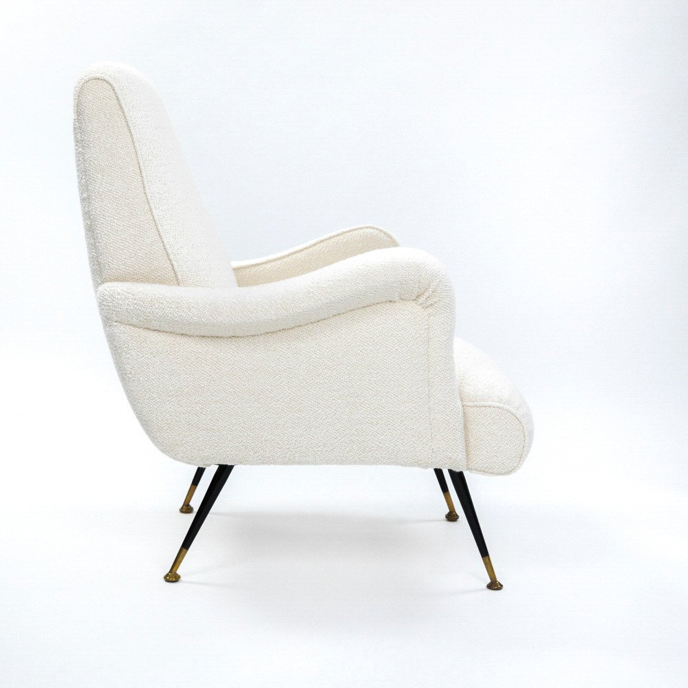 Paire de fauteuils italiens du milieu du siècle en tissu bouclé blanc de G. Radice, années 1950-photo-1