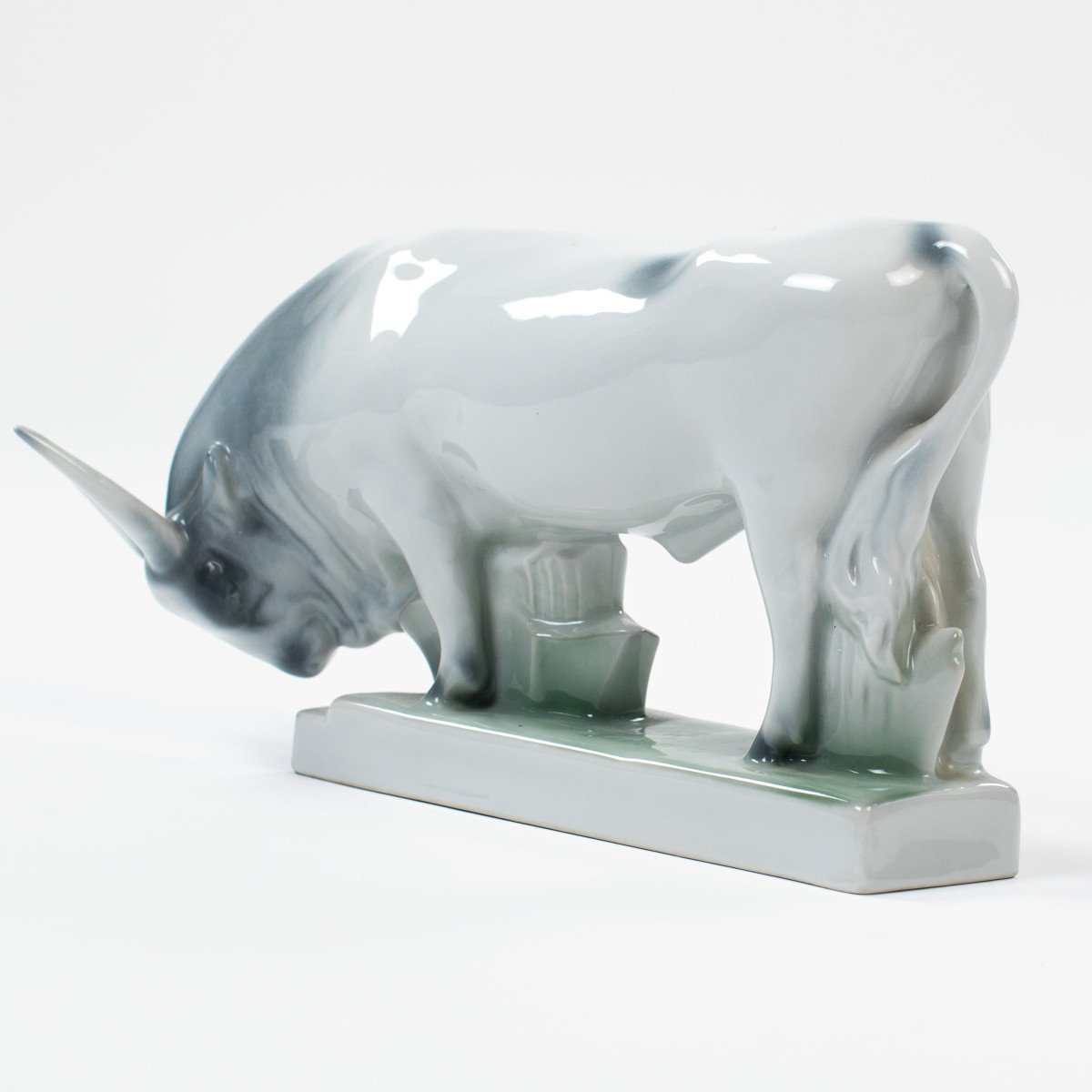 Mid-century Hungarian Porcelain Bull In Soft Gray-green Colors By Zsolnay-photo-4