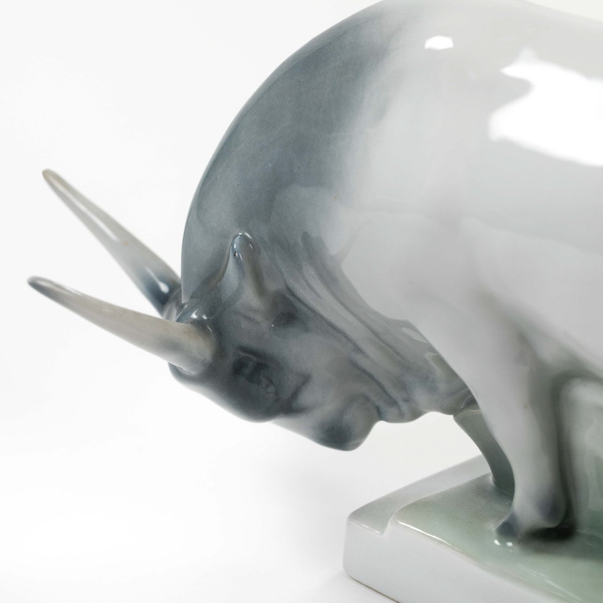 Mid-century Hungarian Porcelain Bull In Soft Gray-green Colors By Zsolnay-photo-4