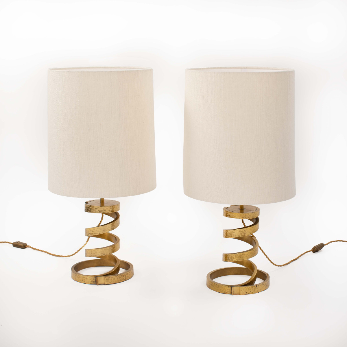 Pair Of Solid, Turned Brass Mid-century Table Lamps With Silk Shade By Luciano Frigerio, 1960s