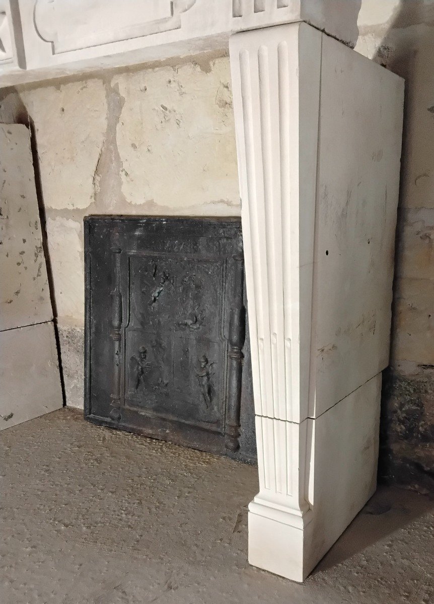 White Stone Fireplace 19th-photo-4