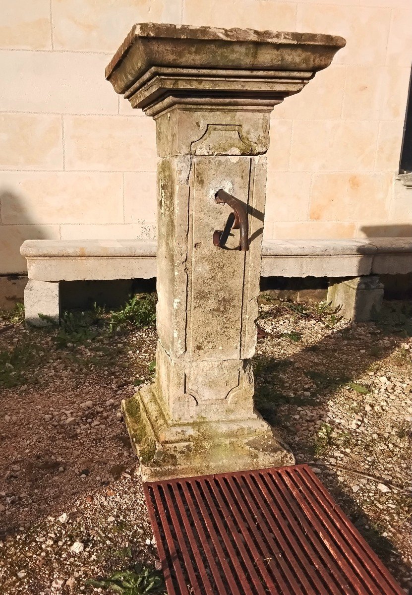 Fontaine De Centre De Bassin en pierre blanche