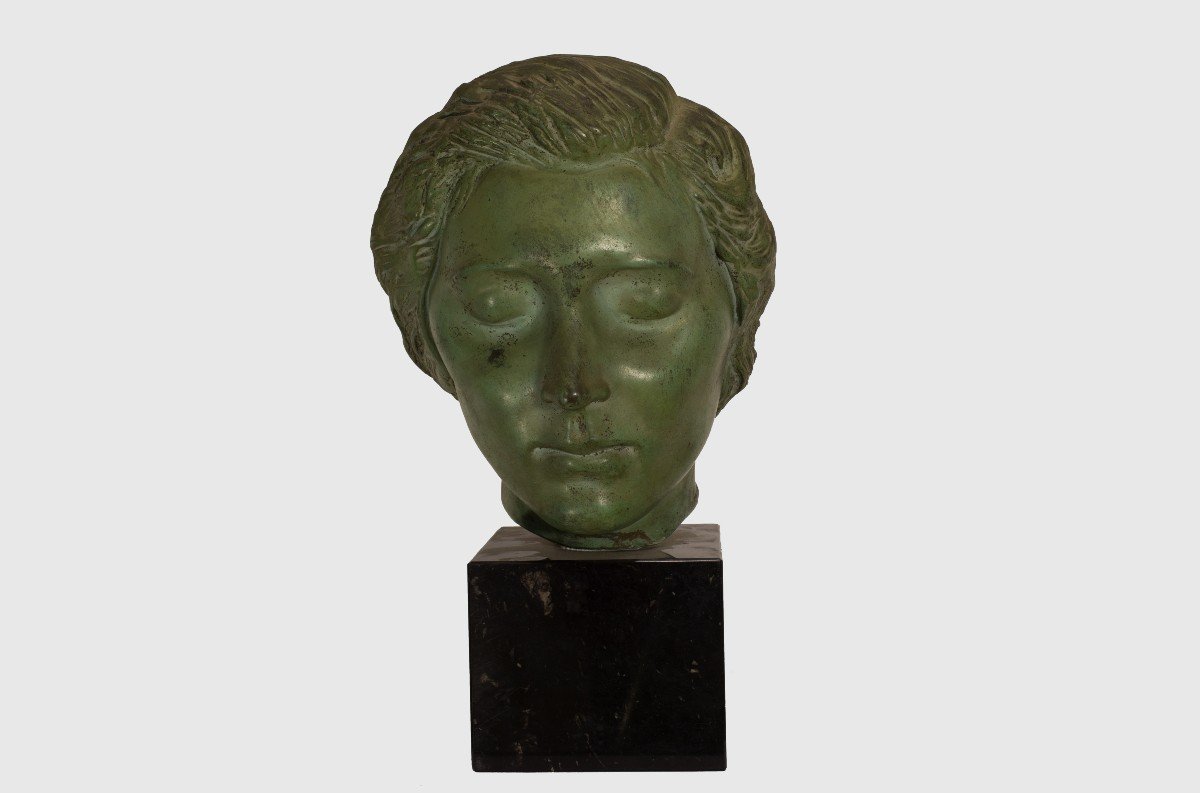  Alfredo Biagini (Rome 1886 - 1952), Visage féminin