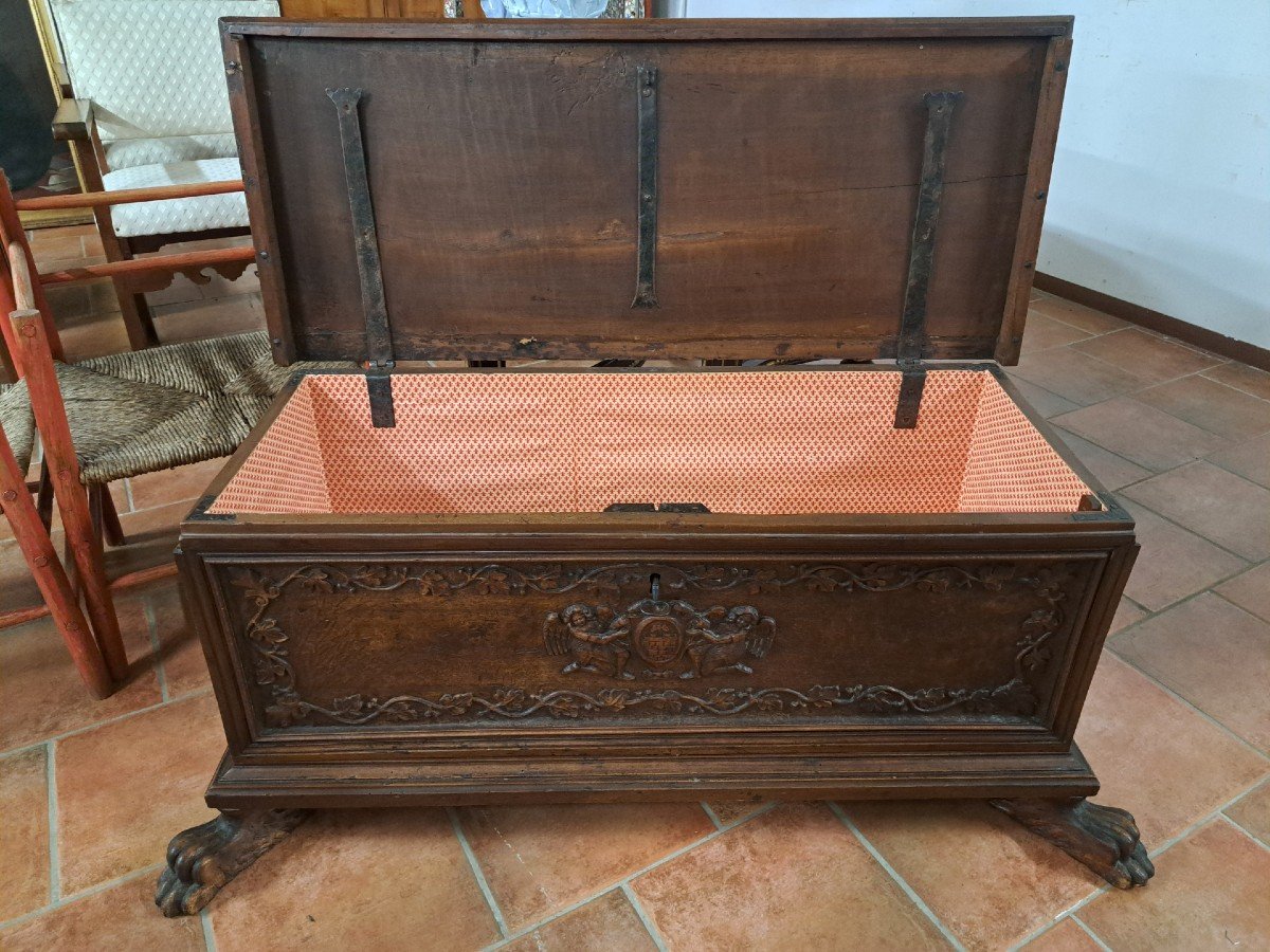 Small Chest Of The '600 In Walnut-photo-2