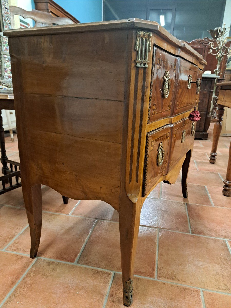 Inlaid Dresser With Two Drawers-photo-1