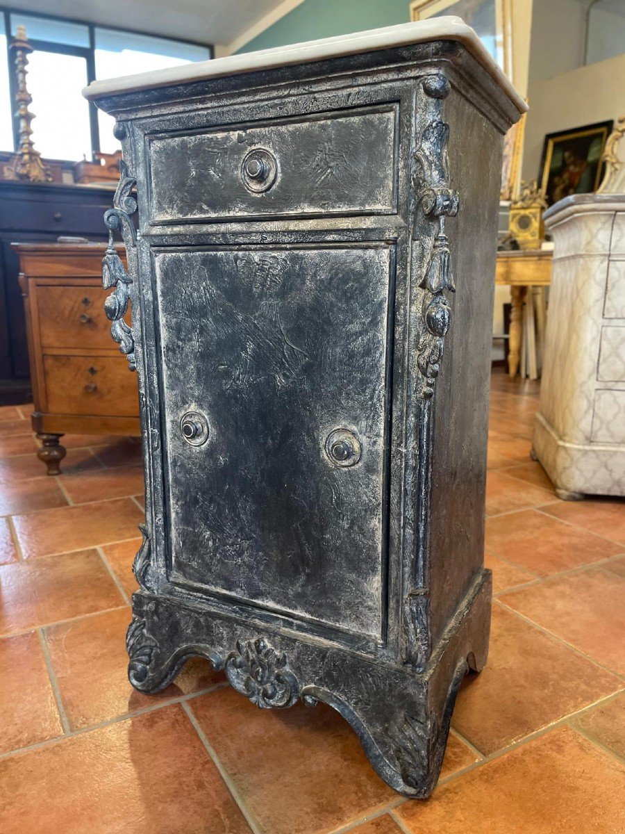 Pair Of 19th Century Painted Bedside Tables-photo-3