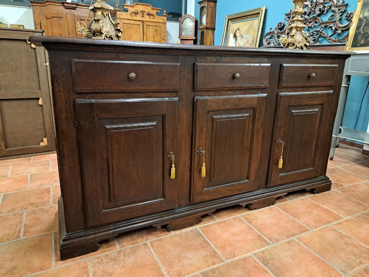 Walnut Sideboard Of The '700 With Three Doors And Three Drawers, Piedmont.