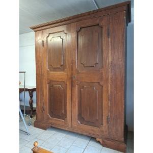 Grande Armoire De Sacristie En Chat