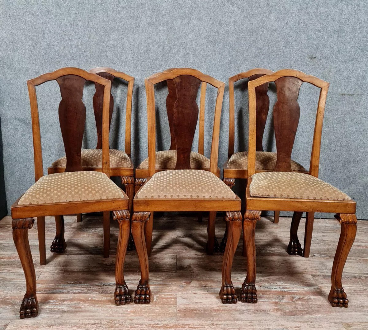 Series Of 6 Chippendale Chairs In Alternating Light Mahogany And Dark Mahogany