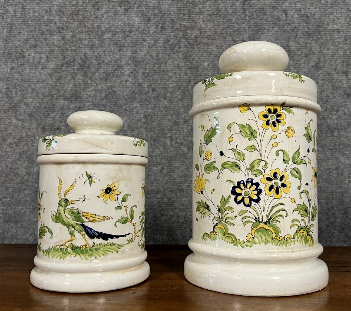 Moustiers 20th Century: 2 Porcelain Bomb Pots With Hand-painted Decor
